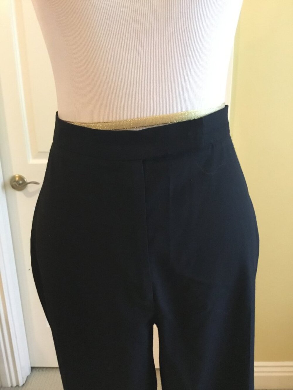Dolce & Gabbana Black High-Waisted Tailored Dress Pants Made in Italy - Picture 11 of 13